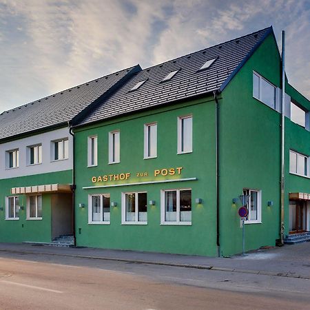 Hotel Zur Post Illmitz Eksteriør billede